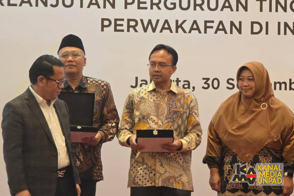 Turut Majukan Wakaf Nasional, Unpad Raih Penghargaan dari BWI